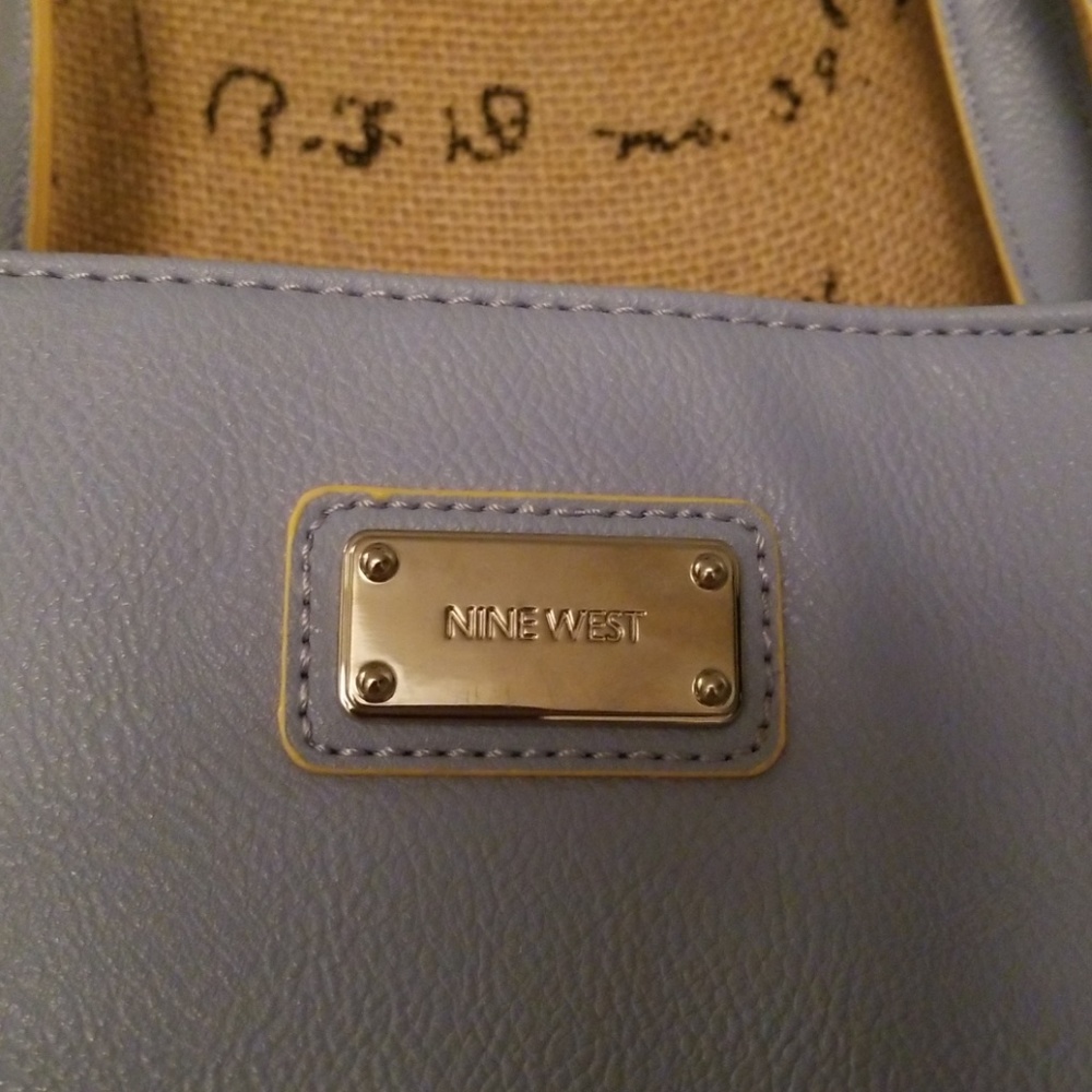 Bag - Picture 2 of 4